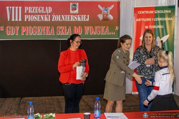 Kalina Tomysek zdobyła I Miejsce w VIII Ogólnopolskim Przeglądzie Piosenki Żołnierskiej