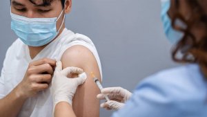 obowiązkowe szczepienia przeciwko COVID-19