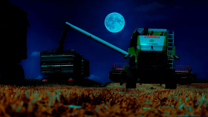 prace rolnicze w nocy 00a