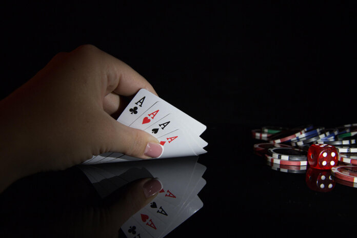 poker online 000